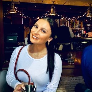 Meet your Posher, Sara